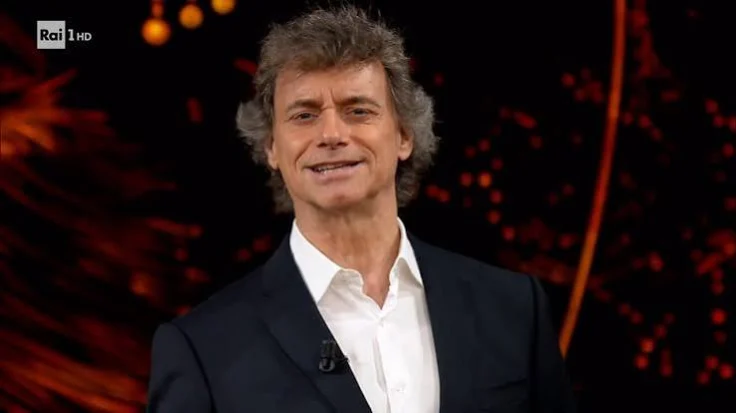 Studio televisivo dedicato alla divulgazione scientifica e alla prima serata